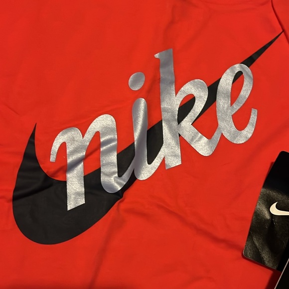 Girls Red Nike Shirt - Picture 2 of 4